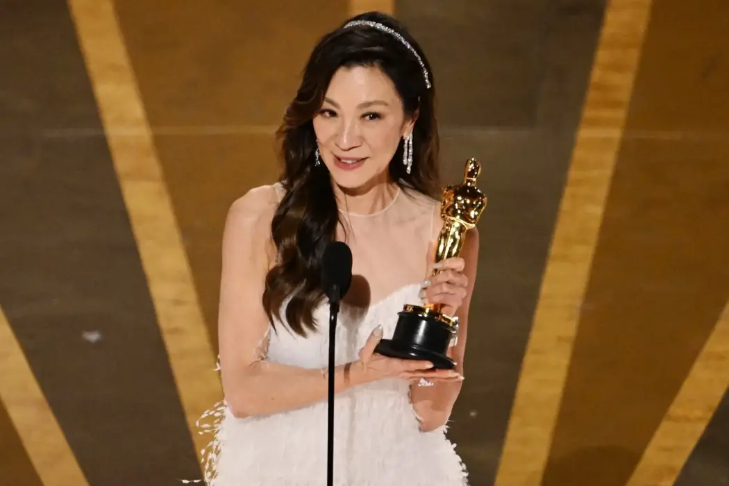 "Everything Everywhere All at Once" thắng lớn tại Oscar 2023