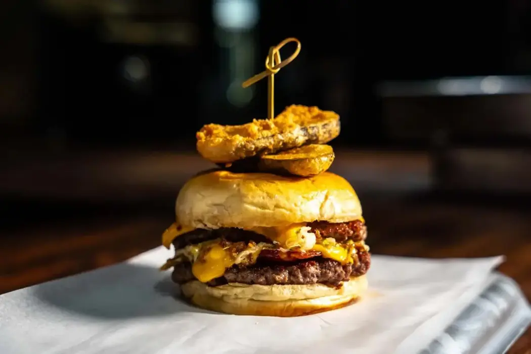 Burger trở thành tài sản trú ẩn an toàn của ngành nhà hàng