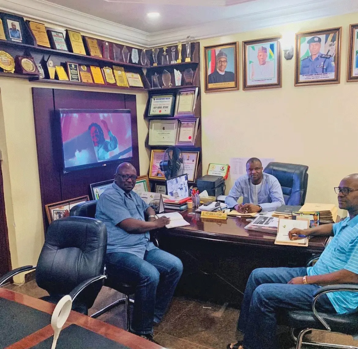 1022p_feat_nigeria_02