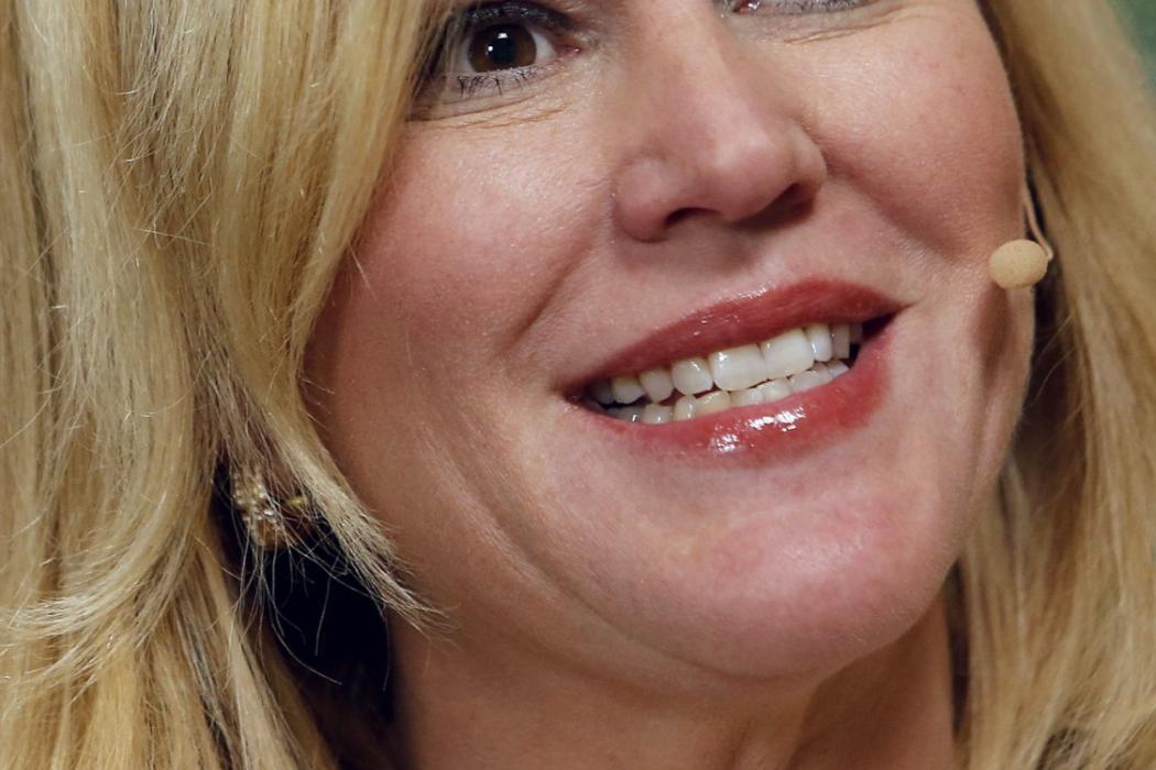 Meredith Whitney: Kinh tế Mỹ đang là "câu chuyện của hai nền kinh tế"