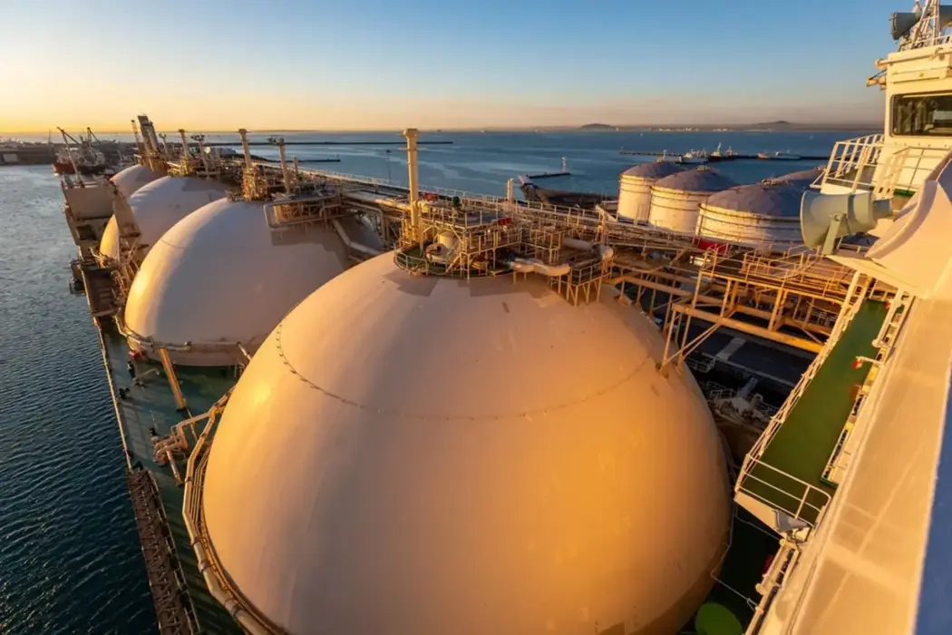 Đông Nam Á từ xuất khẩu LNG chuyển sang nhập khẩu