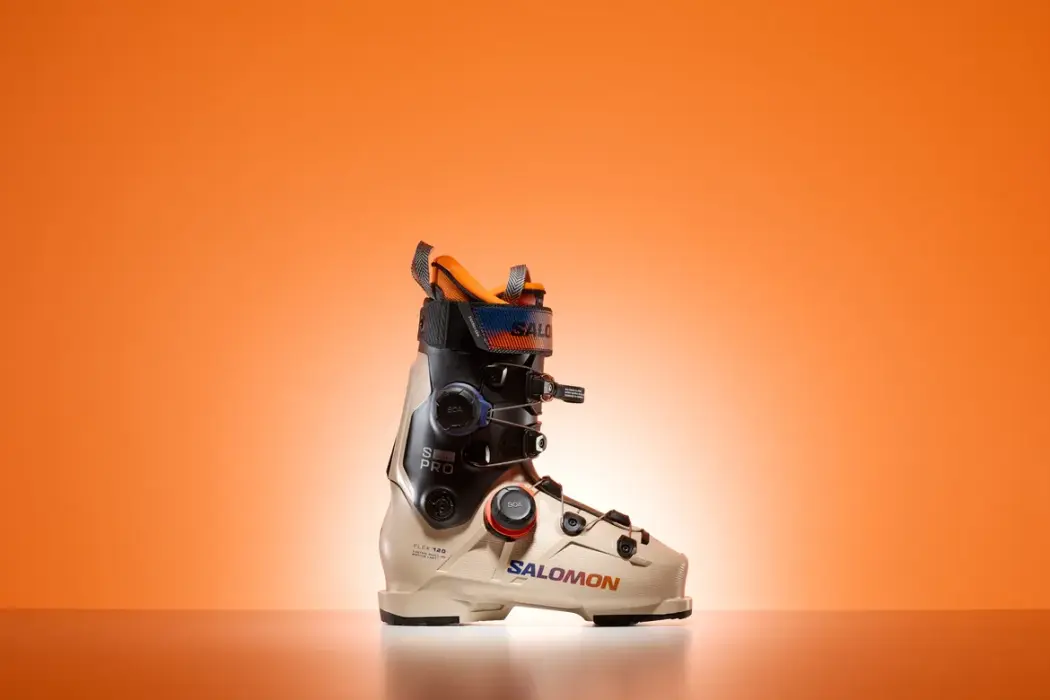 Giày trượt tuyết S/Pro Supra Dual Boa mới của Salomon
Hình ảnh: David Chow cho Bloomberg Businessweek