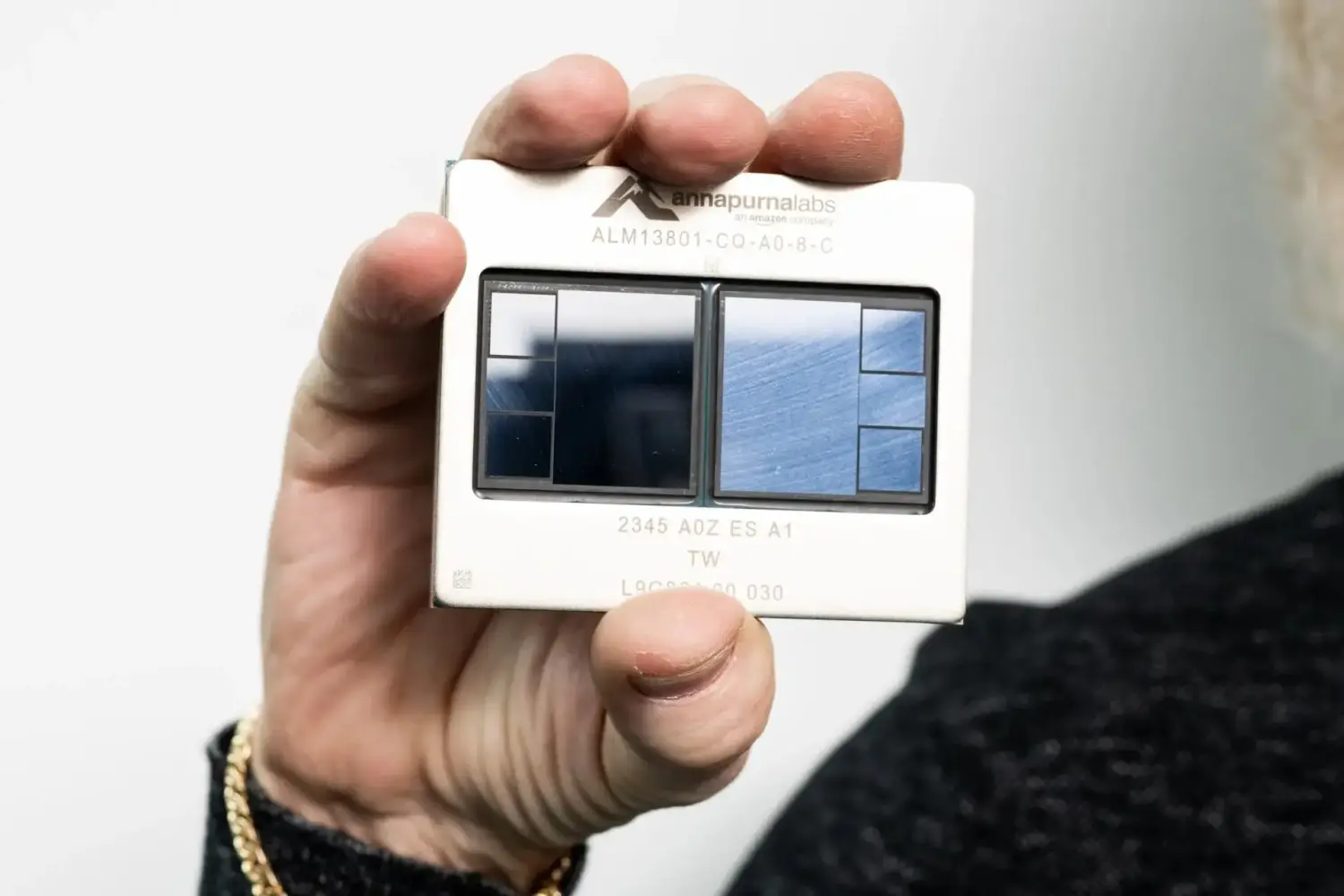 Sean Evans: Chủ dẫn chương trình đã 300 tập không cay nhưng vẫn nóng