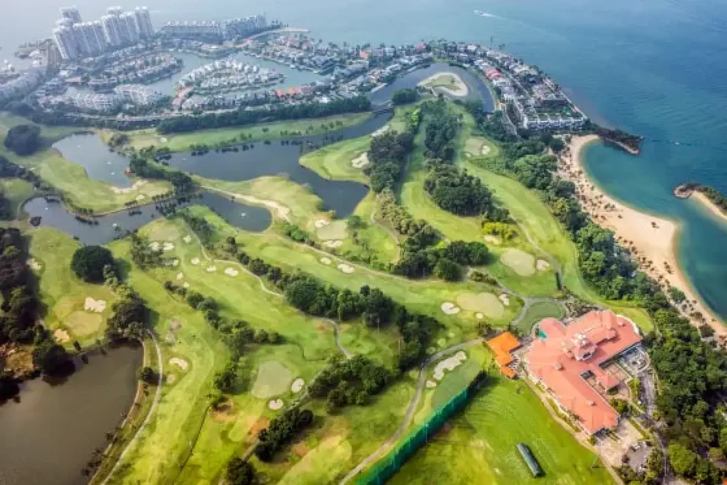 Phí chơi golf ở Singapore leo thang vì giới giàu Trung Quốc