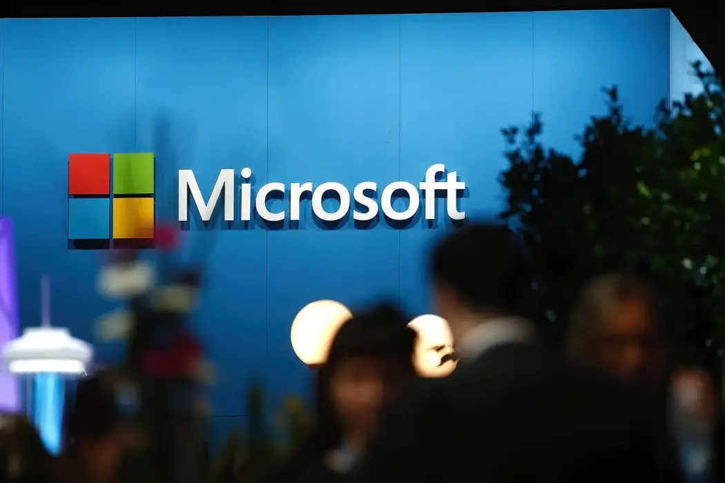 Microsoft sa thải hàng nghìn kỹ sư phần mềm
