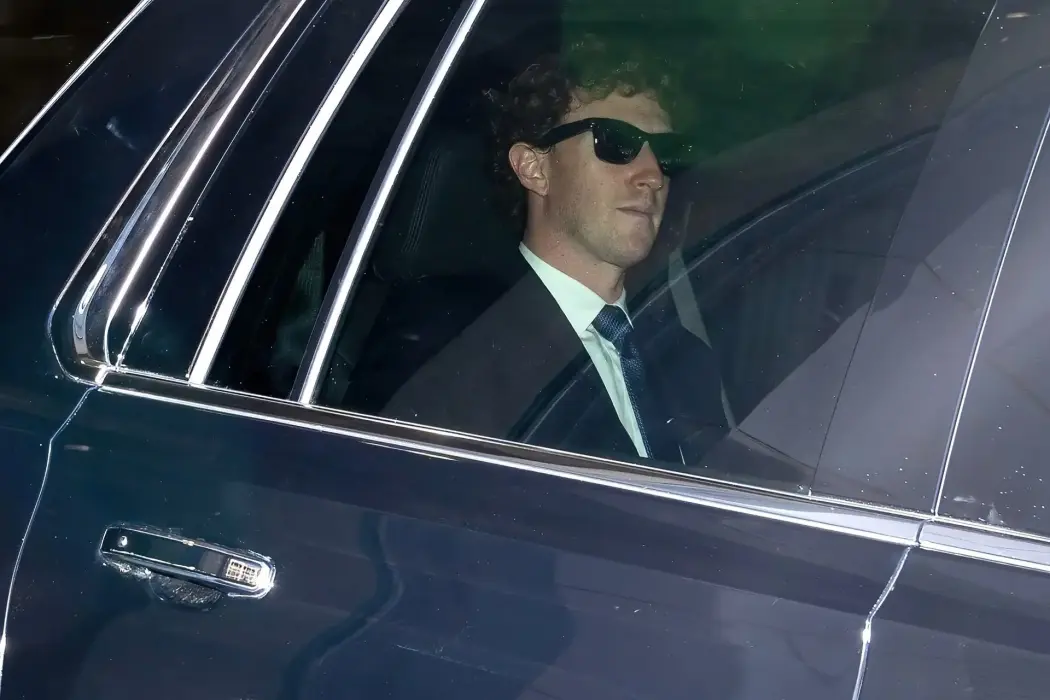 Zuckerberg cân nhắc tách Instagram khỏi Facebook