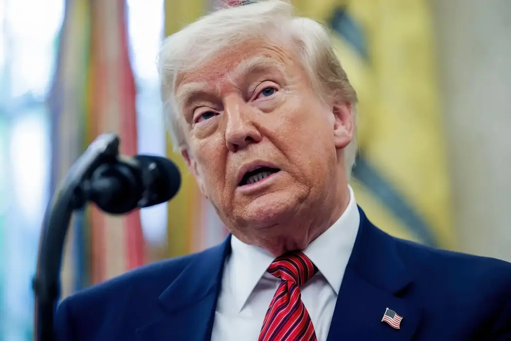 Donald Trump lên kế hoạch áp thuế quan 25% đối với Mexico và Canada vào đầu tháng Hai