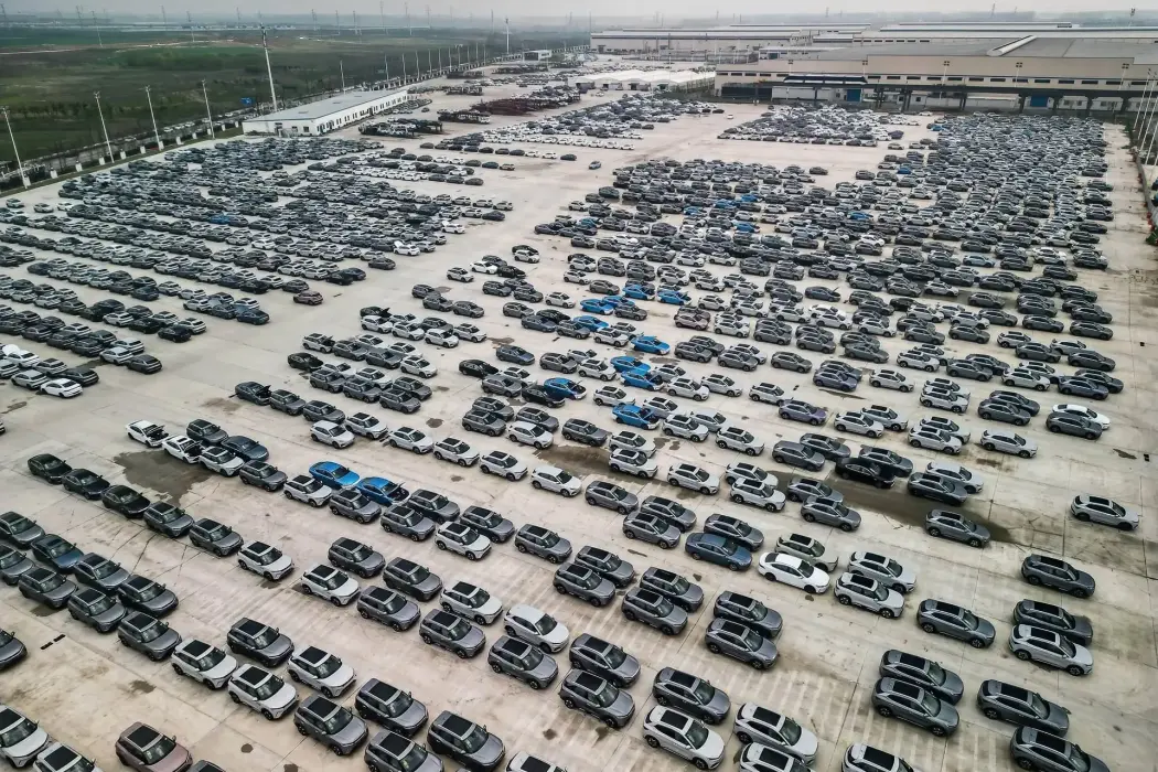 Để đuổi kịp về xe điện, ngành xe hơi Mỹ cần mời Trung Quốc tham gia
