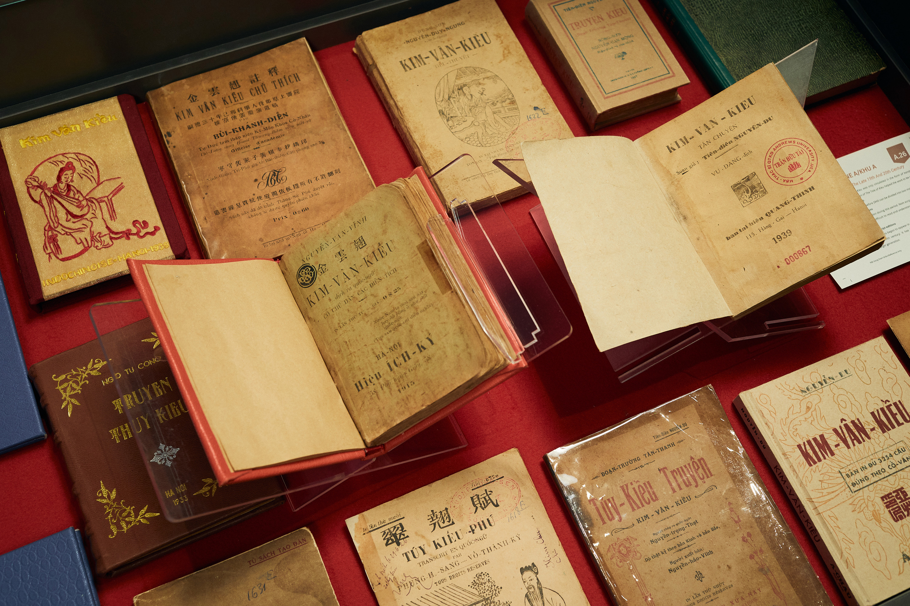 [Hội An] Trưng bày tiền cổ, tem và "Truyện Kiều" | CSO Gallery