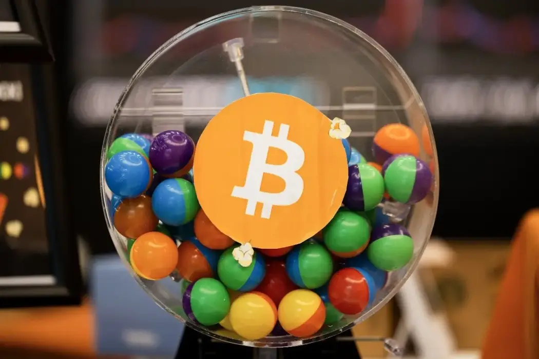 Giá Bitcoin liên tục lập đỉnh từ khi Donald Trump thắng cử 