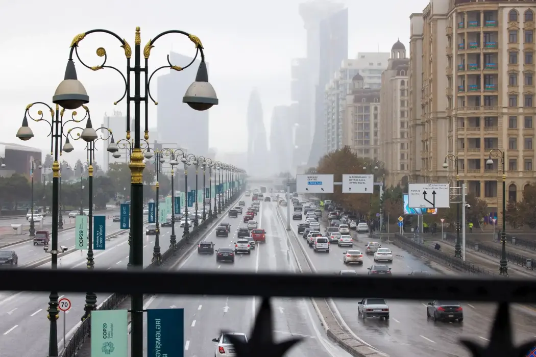 Hội nghị COP29 đề xuất thỏa thuận trị giá 300 tỉ USD mỗi năm