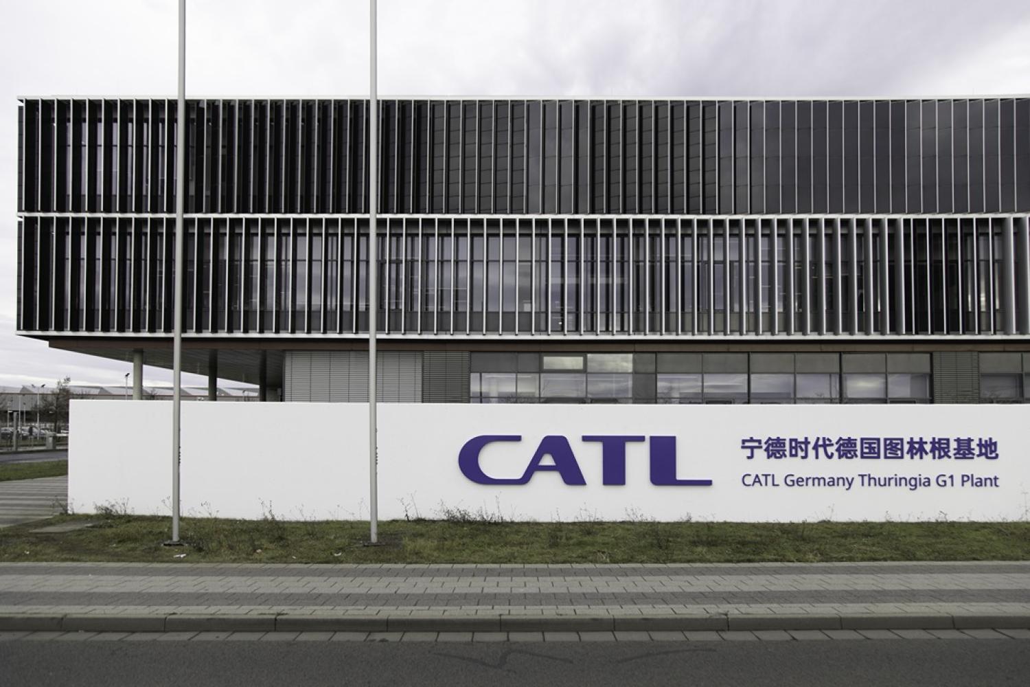 CATL tăng mạnh nhờ lợi nhuận vượt dự báo và mảng lưu trữ bùng nổ