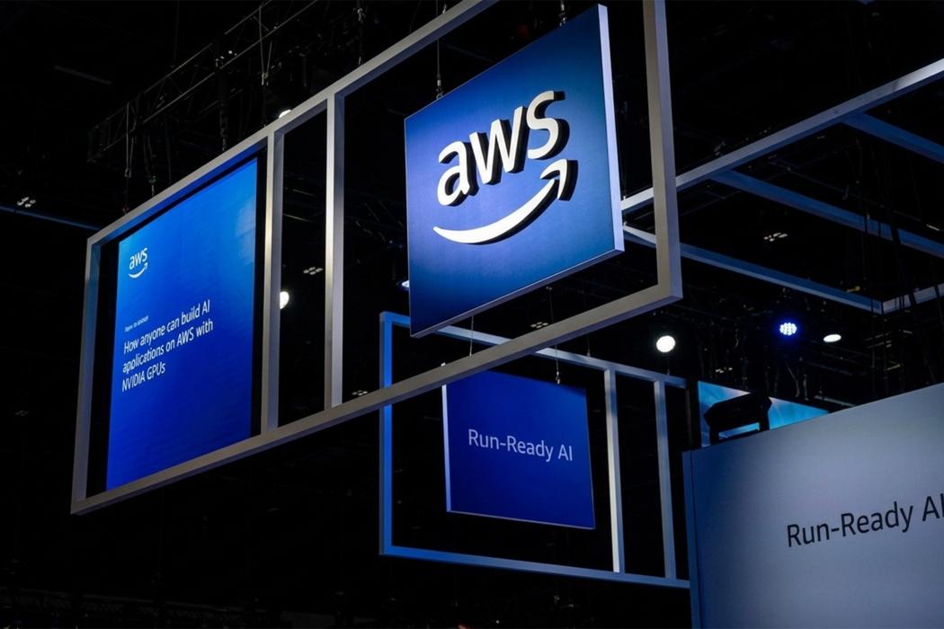 Amazon thâu tóm startup chuyên làm robot hình người robot Fauna Robotics