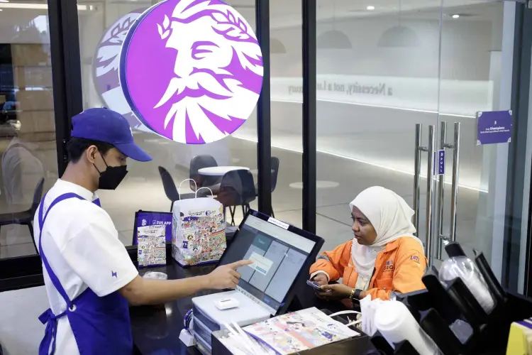 Một cửa hàng Zus Coffee tại Shah Alam, Malaysia. Hình ảnh: Samsul Said/Bloomberg