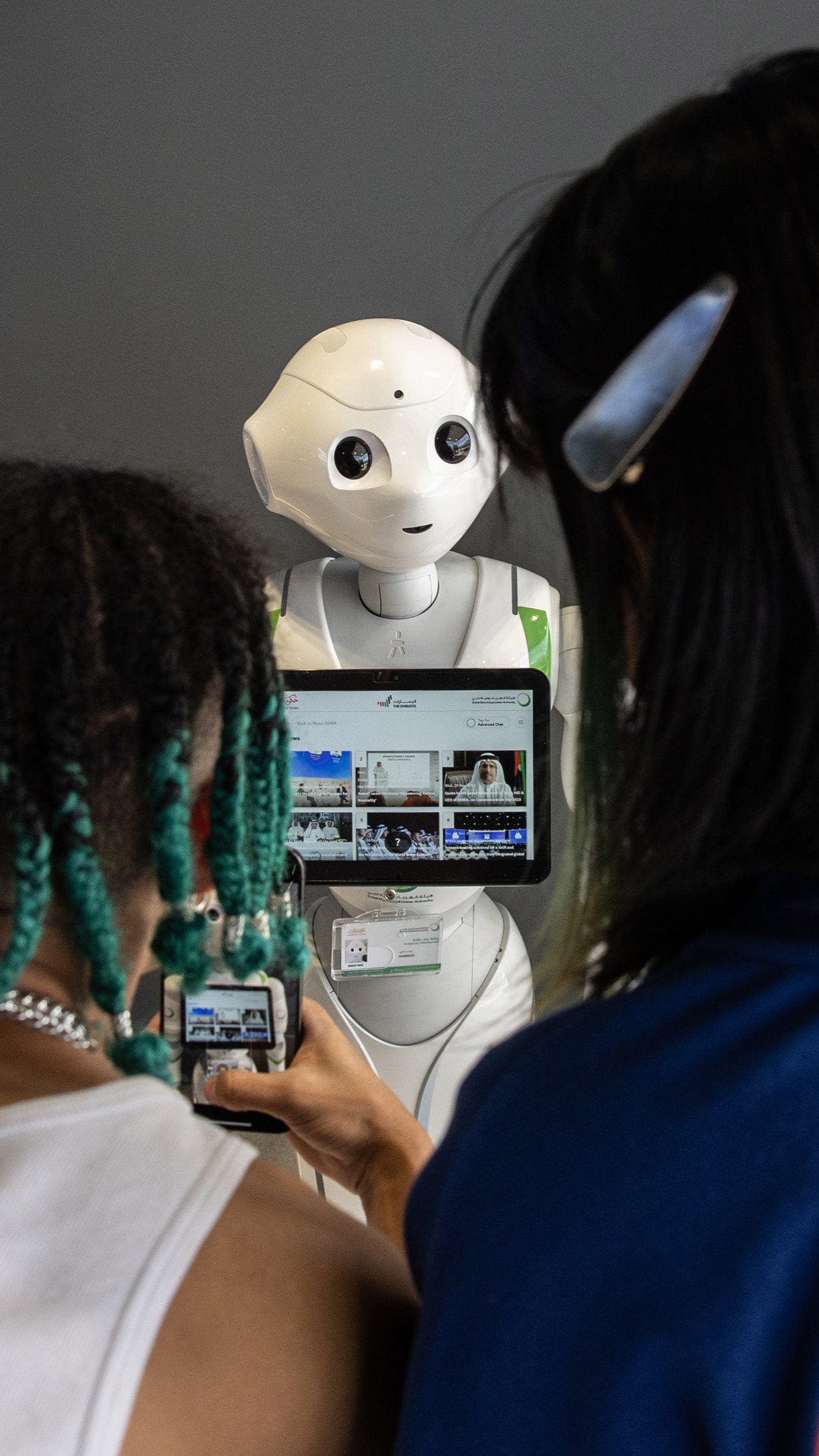 Khi nhà đầu tư "hỏi" AI về chiến tranh