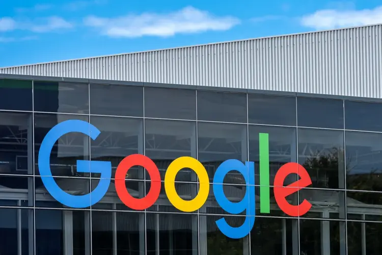 Biển hiệu tại trụ sở Google ở Mountain View, California. Hình ảnh: David Paul Morris/Bloomberg