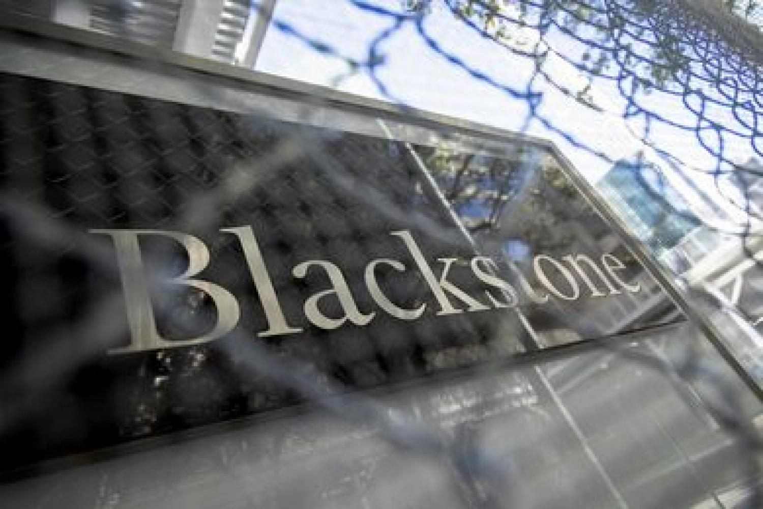 Nhu cầu rút vốn khỏi Blackstone tăng vọt dấy lên nghi vấn về tăng trưởng tín dụng tư nhân