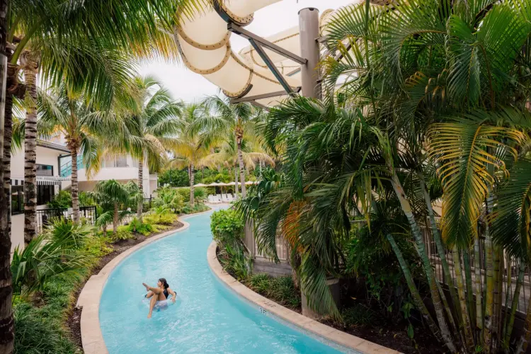 Boca Raton resort ở Nam Floria Ảnh: Ysa Perez chụp cho Bloomberg Businessweek