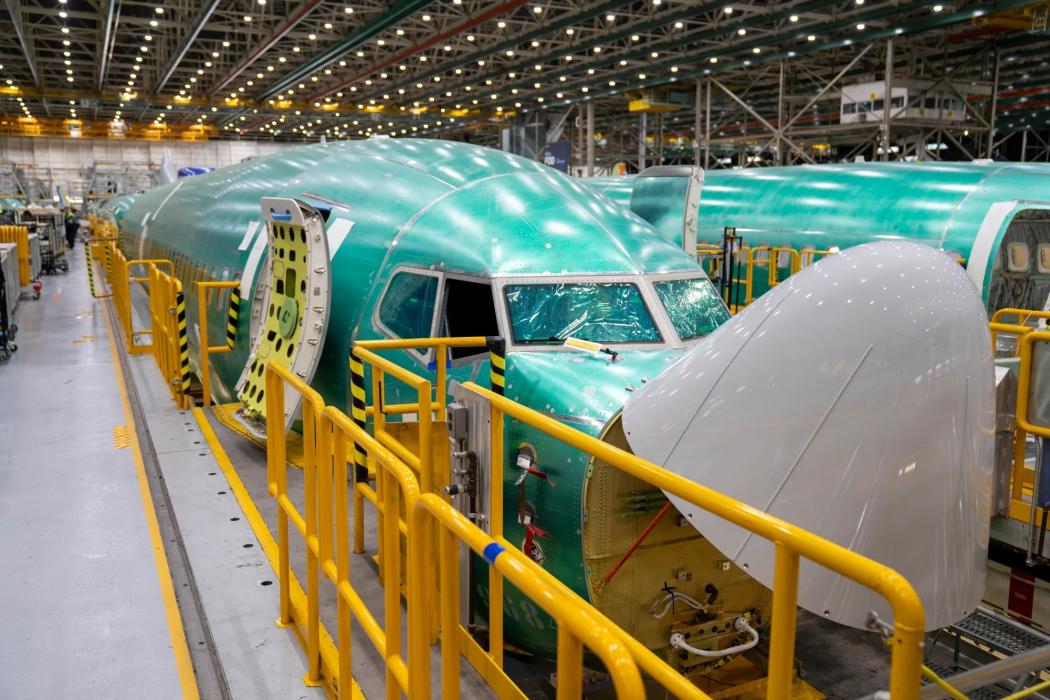 Dòng tiền tự do của Boeing vượt kỳ vọng, phát sinh phí tổn chậm tiến độ Air Force One