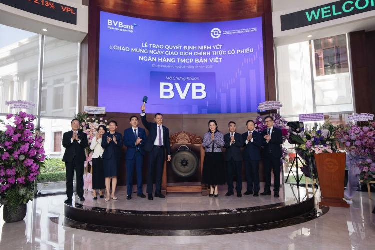 Ngân hàng Bản Việt chuyển sàn lên HoSE ngày 21.7. Hình ảnh: Cát Trương