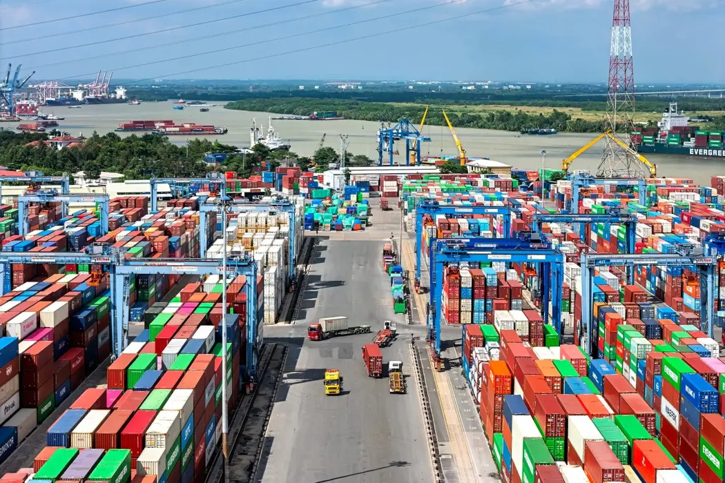 Xuất nhập khẩu nửa đầu năm tiếp tục chuỗi tăng hai chữ số