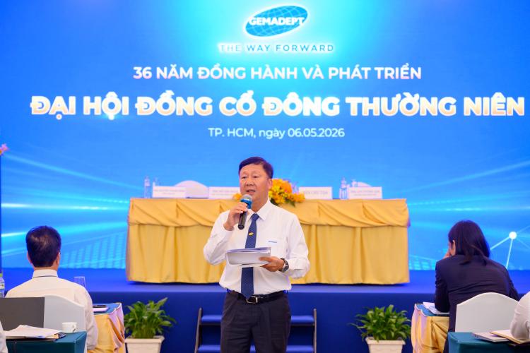 Tổng giám đốc Gemadept Nguyễn Thanh Bình chia sẻ trong đại hội cổ đông. Hình ảnh: Gemadept cung cấp.