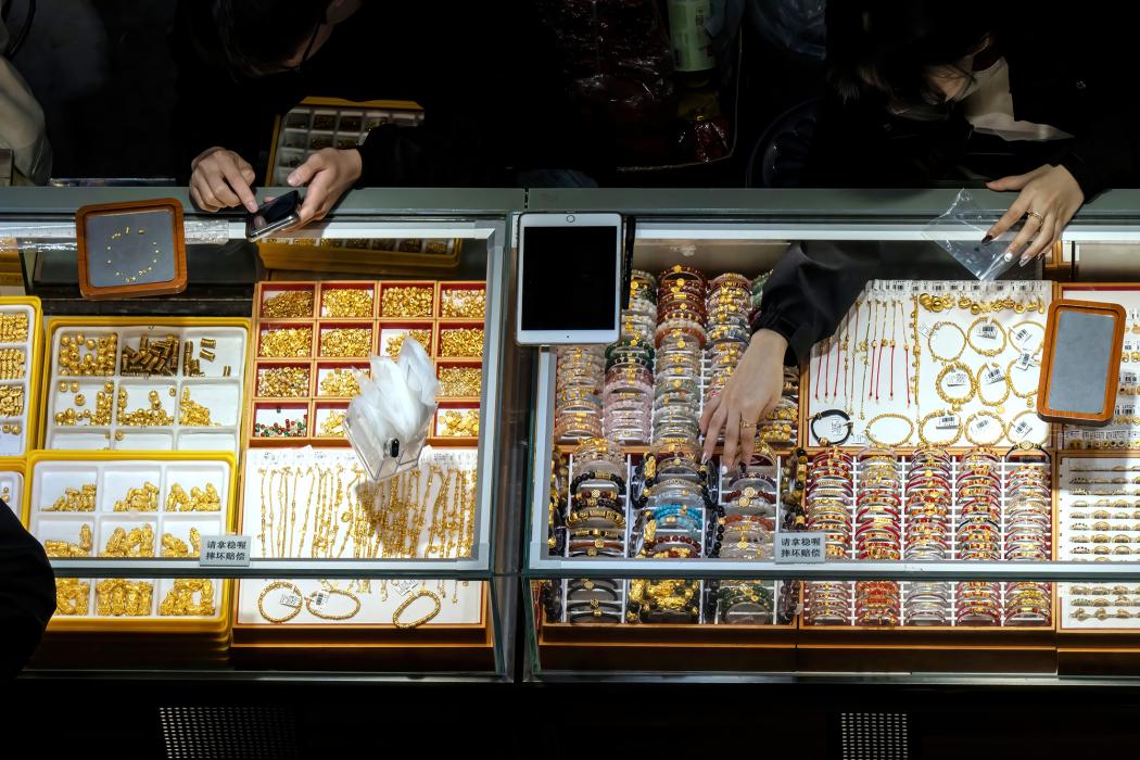 Giá vàng đi ngang chờ tín hiệu từ Fed