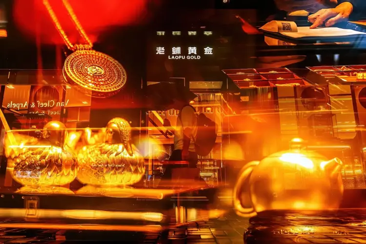Minh họa: 731. Hình ảnh: Bloomberg (5)