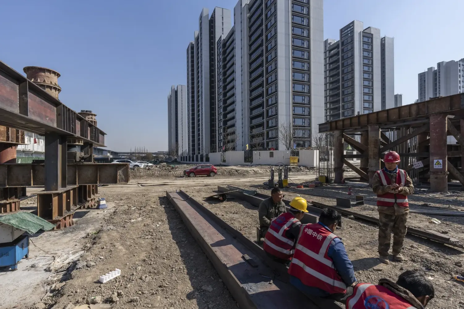 Canh bạc trì hoãn đổ vỡ, China Vanke đối diện nguy cơ vỡ nợ