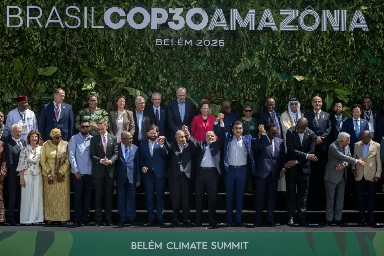 Các nhà lãnh đạo tham dự sự kiện COP30 tại Belém, Brazil. Hình ảnh: Dado Galdeiri/Bloomberg