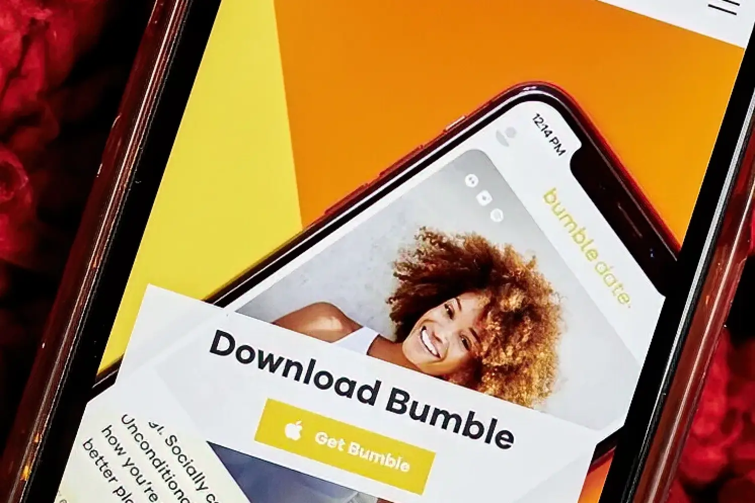 Khó xin việc, nhiều người tìm cơ hội phỏng vấn qua ứng dụng hẹn hò