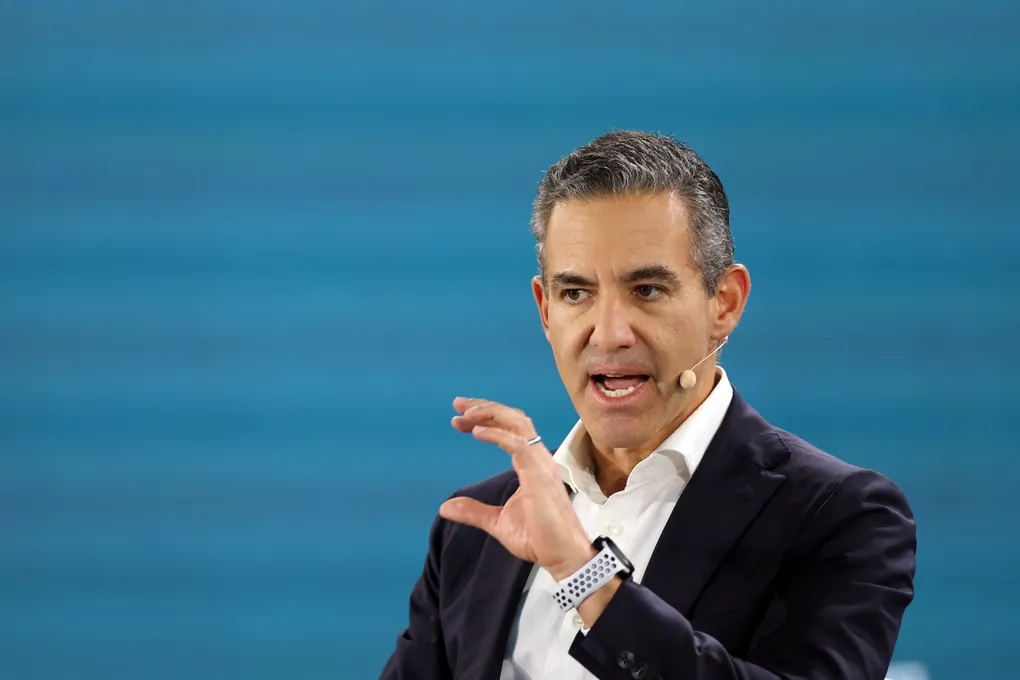 David Vélez Anh Lionel NgBloomberg