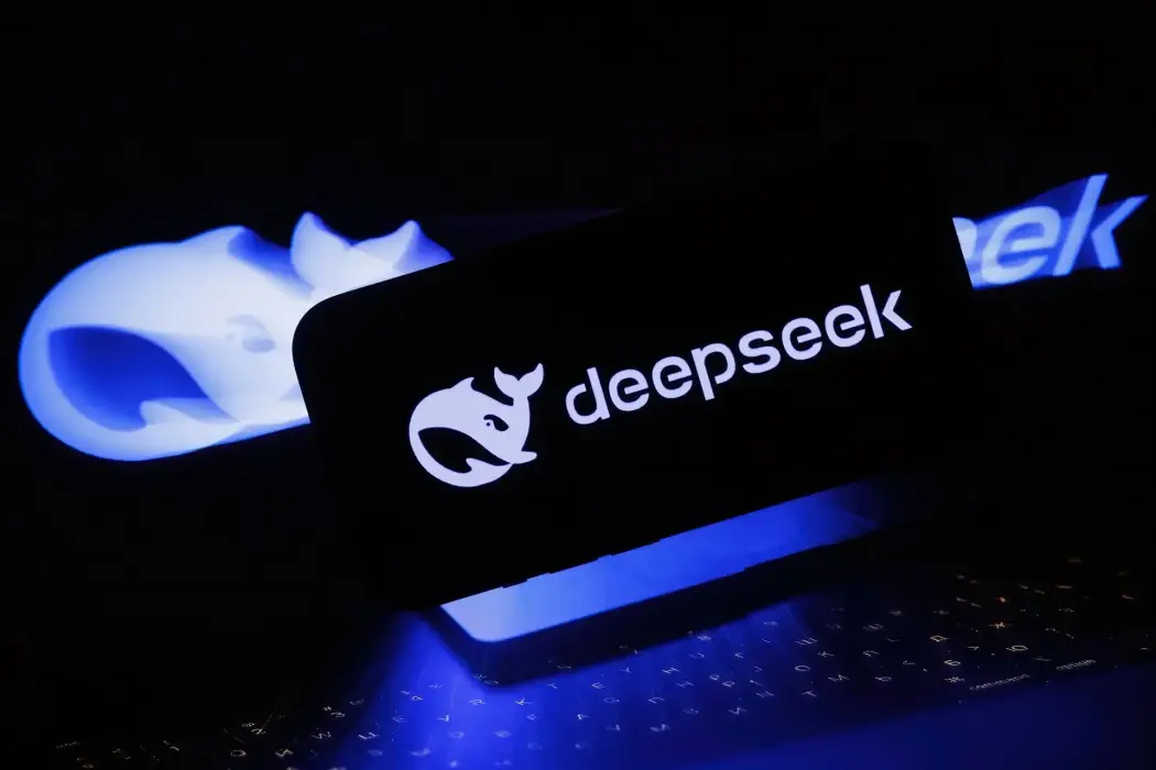 Logo DeepSeek trên máy tính xách tay. Hình ảnh: Andrey Rudakov/Bloomberg 
