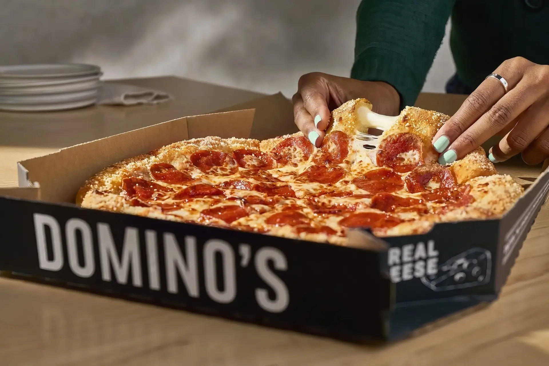 domino-01