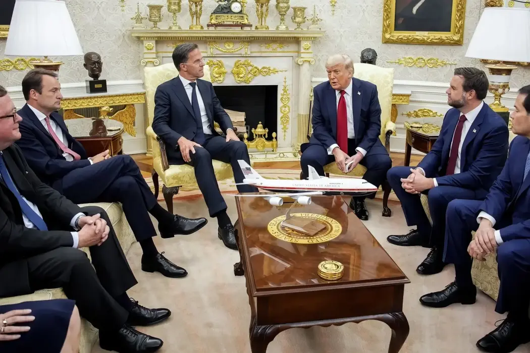 Ông Trump dọa áp thuế 100% nếu Nga không chấm dứt xung đột tại Ukraine