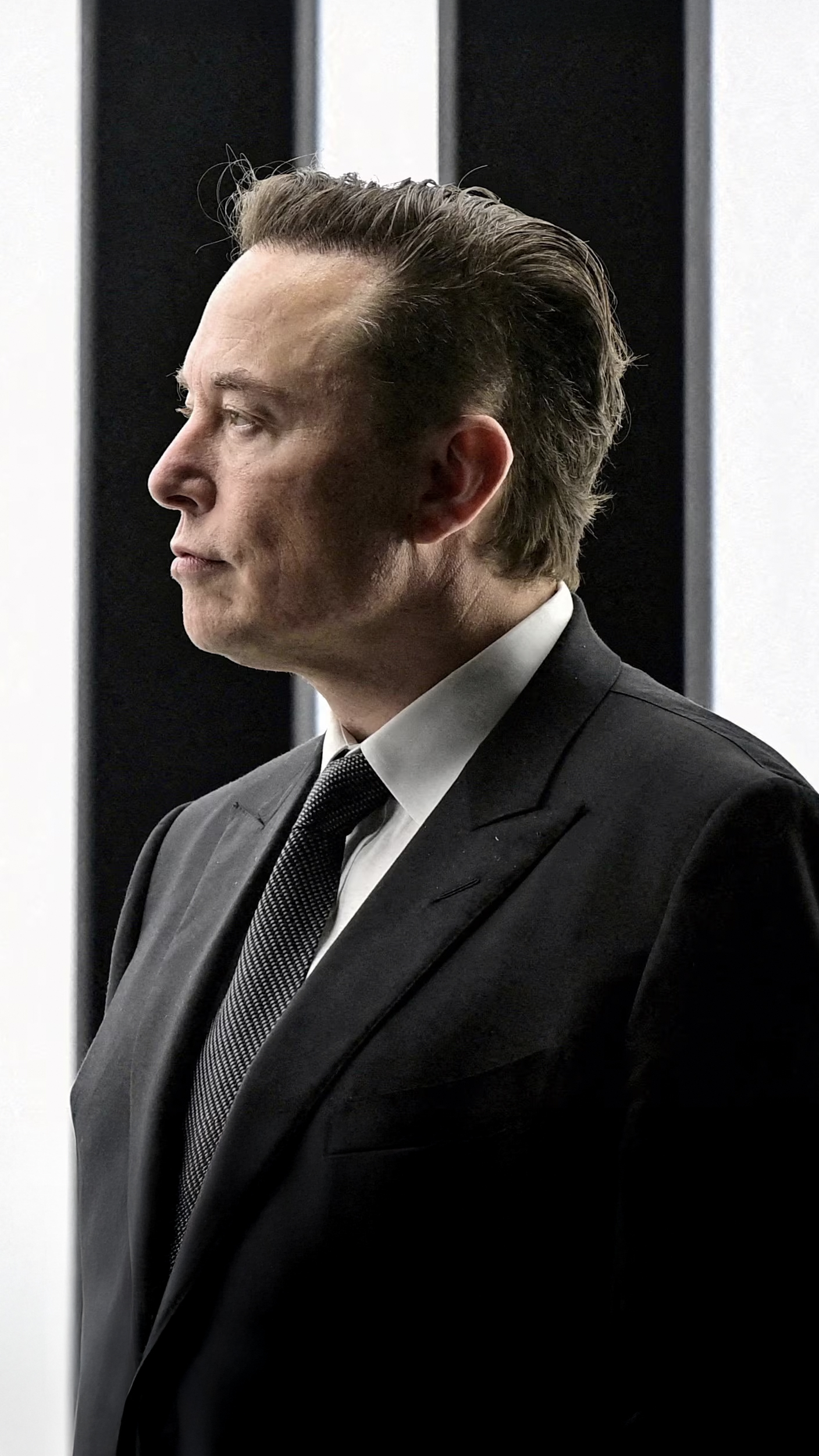 Cổ đông Tesla thông qua gói thưởng trị giá 1.000 tỷ USD cho Elon Musk