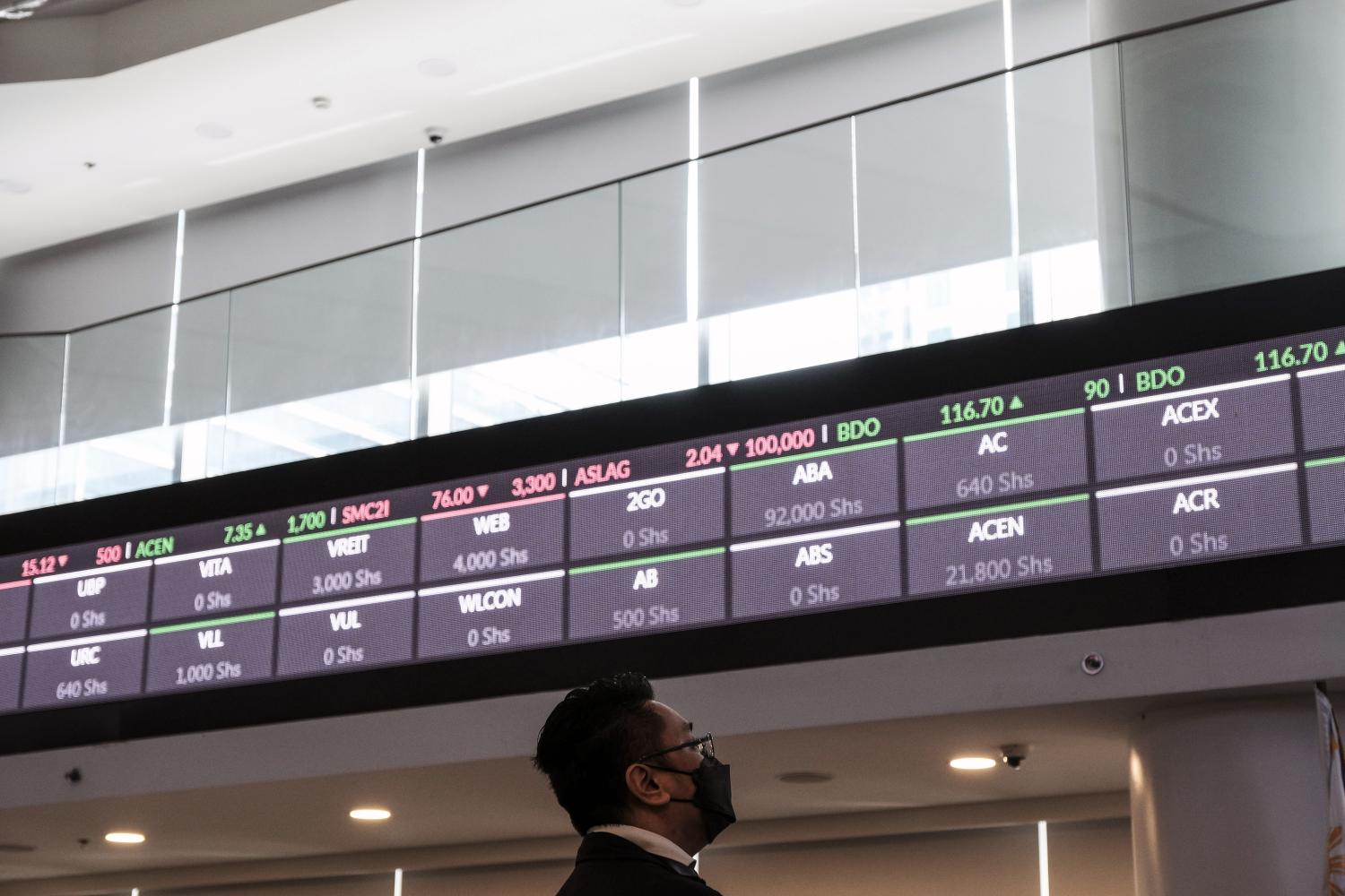 Chứng khoán Singapore, Đài Loan gần như lấy lại những gì đã mất, VN-Index hướng 1.800