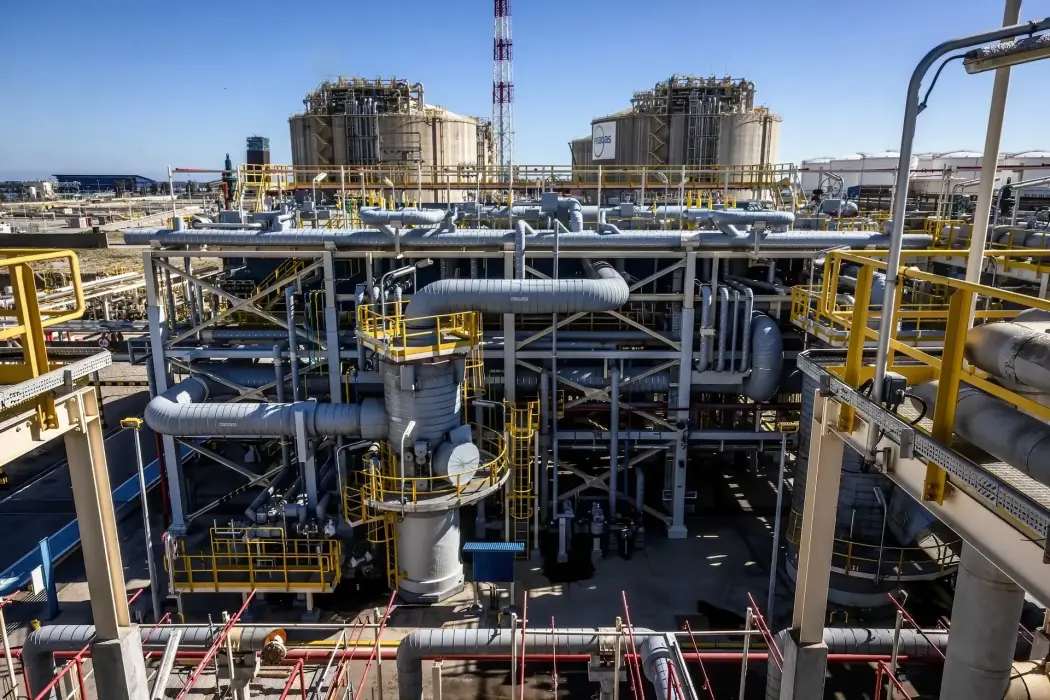 Giá khí đốt châu Âu xuống thấp nhất từ đầu năm do kế hoạch hòa bình và thời tiết ấm lên