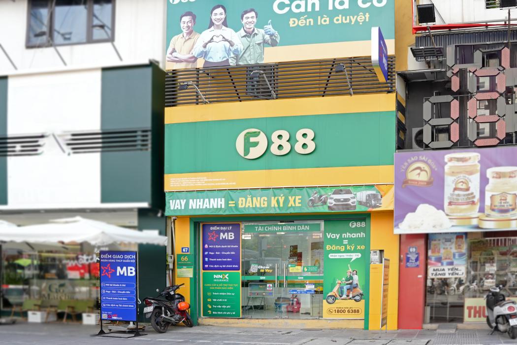 Bên ngoài một cửa hàng thuộc chuỗi F88 tại Hà Nội. Hình ảnh: F88 cung cấp. 