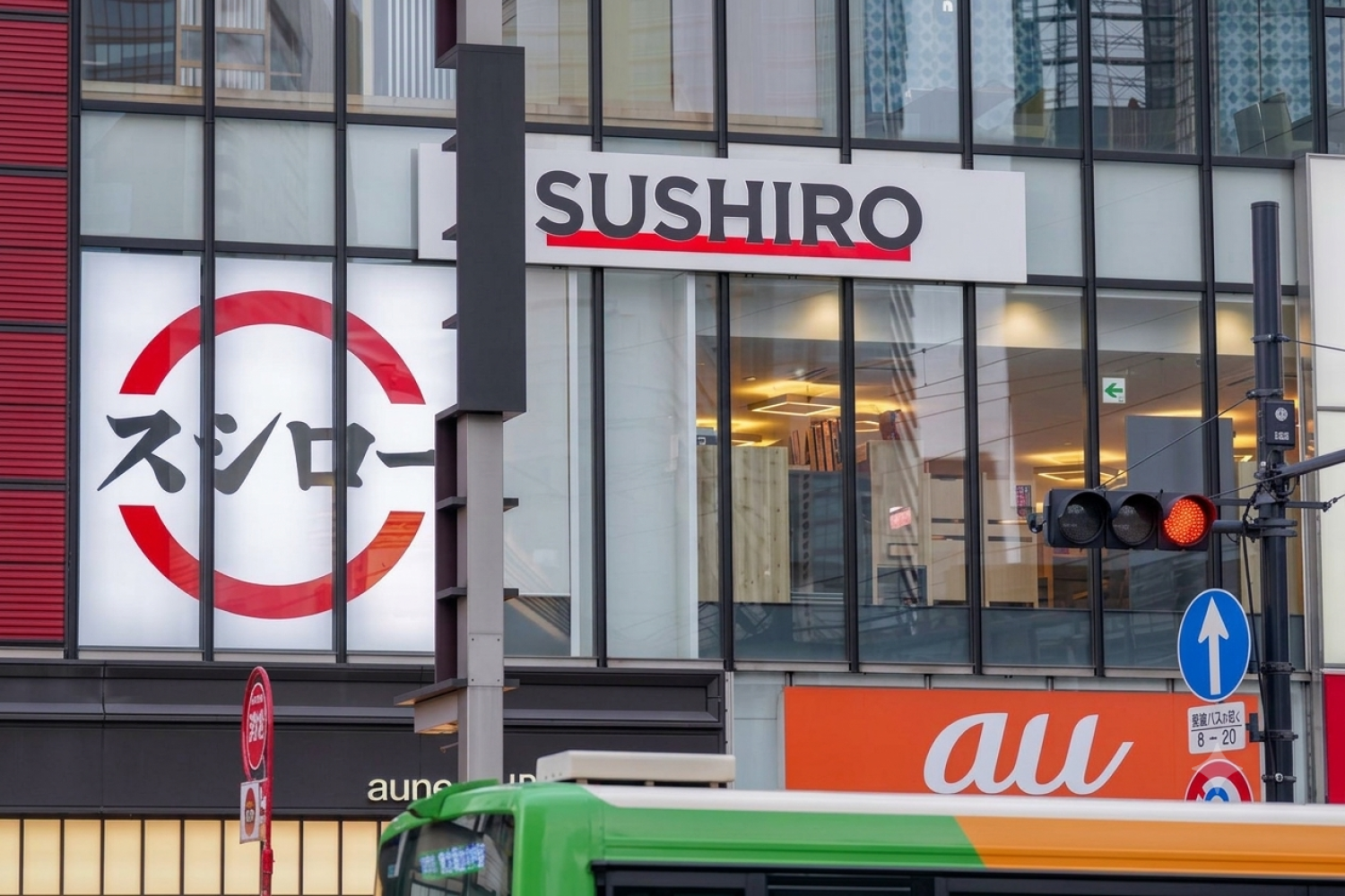 Sushi bình dân của Nhật sang Mỹ, giá tăng gấp 6-10 lần