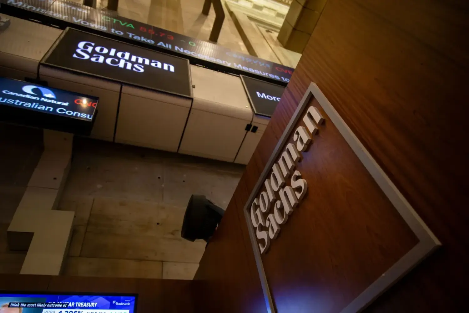 Goldman Sachs cấm nhân sự tham gia đặt cược vào dự đoán tài chính và chiến tranh