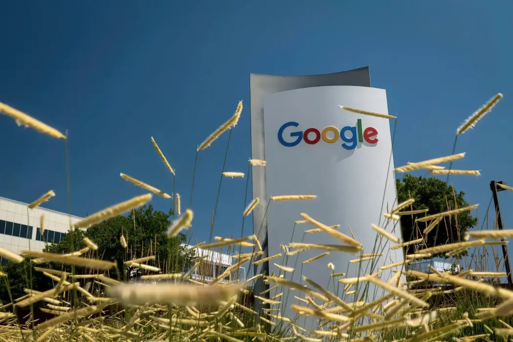 Google đang tìm mọi cách để thuyết phục công chúng tin vào AI