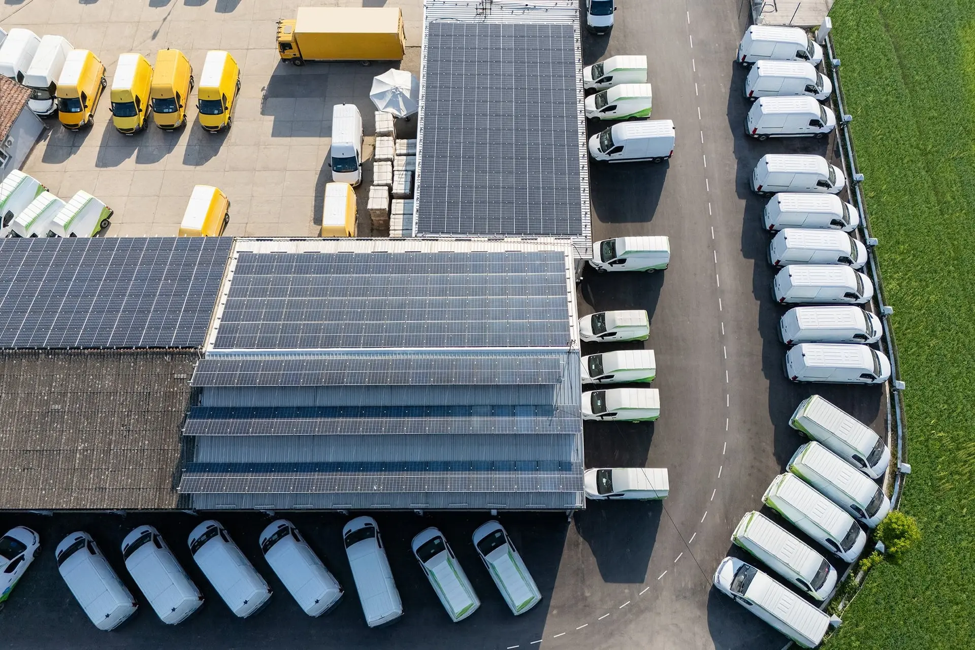 Cần tài chính xanh và chính sách tổng lực cho logistics xanh