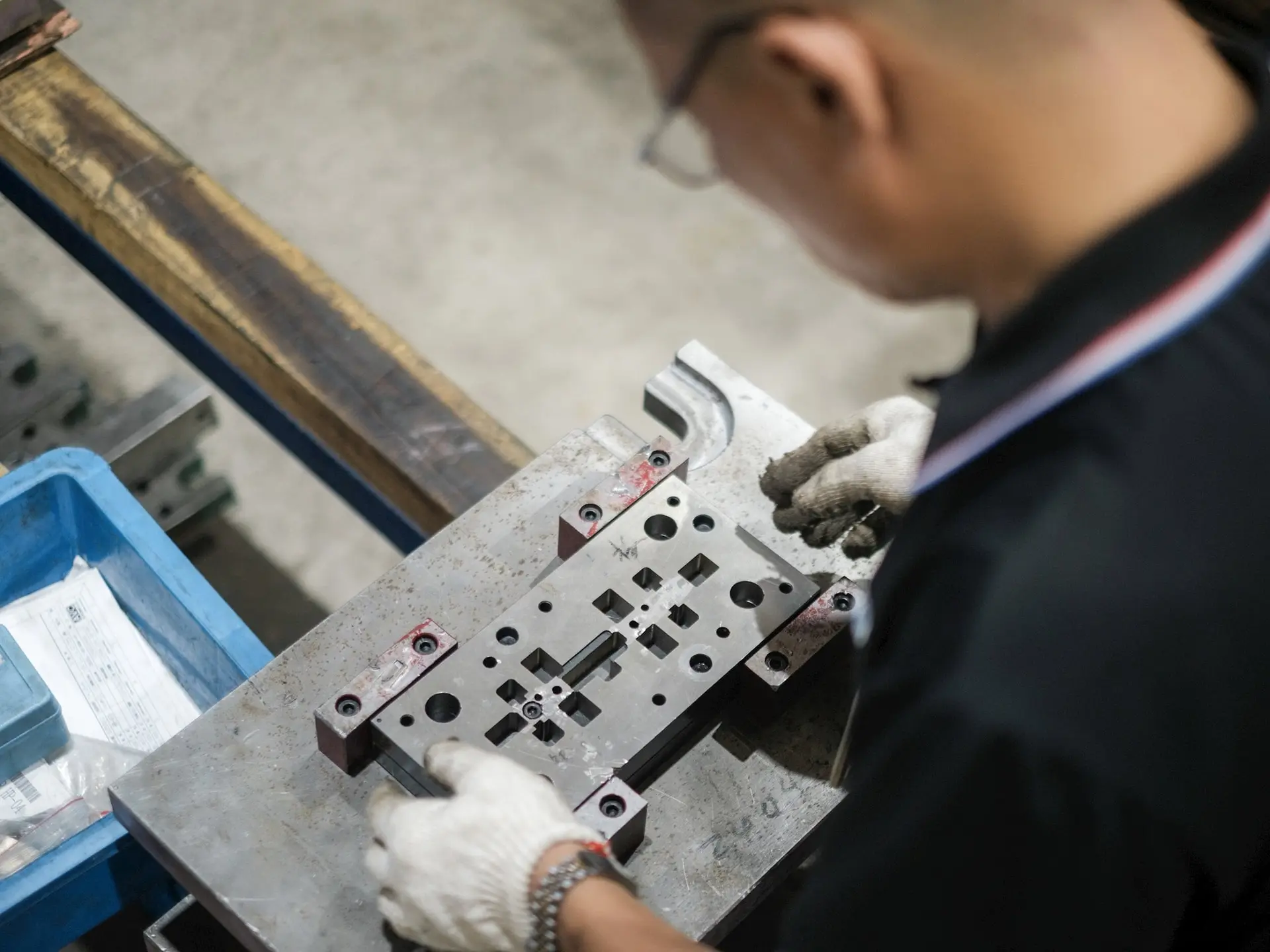 Xuất nhập khẩu nửa đầu tháng 6 tăng 15% so với cùng kỳ