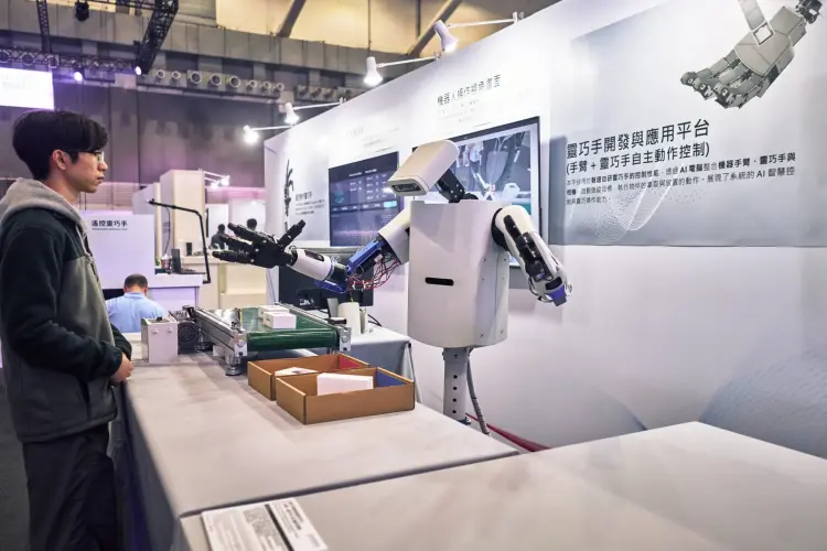 Ngày hội công nghệ Hon Hai ở Đài Bắc tháng 11 năm ngoái. Ảnh: An Rong Xu/Bloomberg