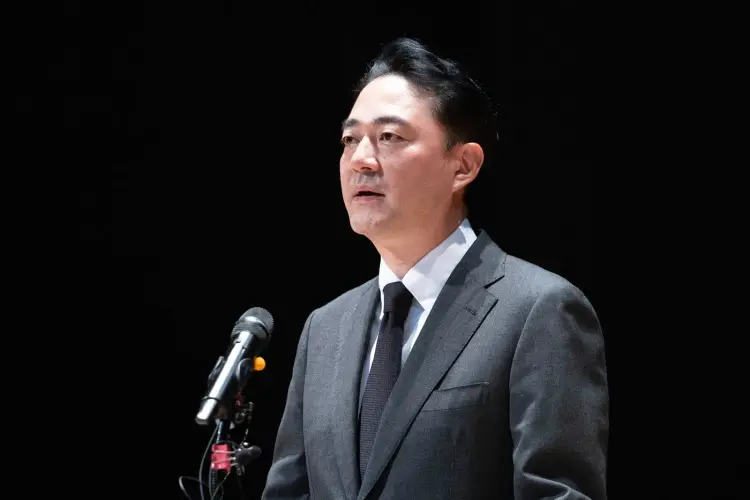 Ông Hong Jeongdo Nguồn: JoongAng Holdings