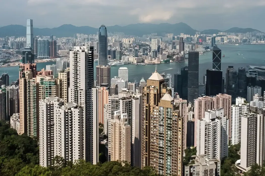Hong Kong nỗ lực hành động giành lại  vị thế trung tâm tài chính từ Singapore