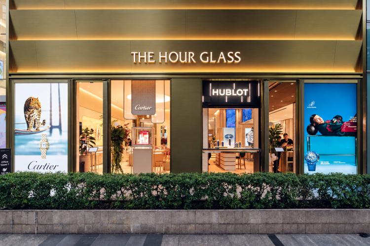 The Hour Glass chính thức khai trương tại Saigon Centre trên mặt tiền đường Lê Lợi