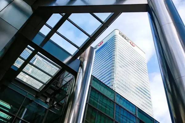 HSBC yêu cầu các giám đốc làm việc tại văn phòng 4 ngày mỗi tuần