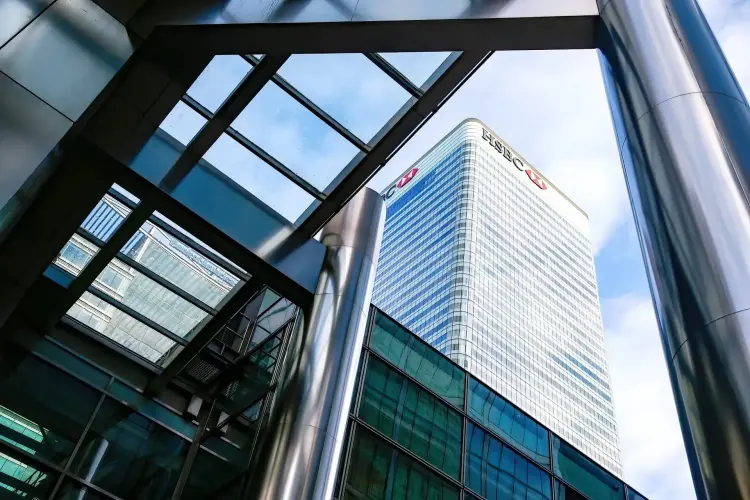 Văn phòng HSBC tại Canary Wharf. Hình ảnh: Hollie Adams/Bloomberg